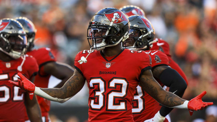 Aug 10, 2024; Cincinnati, Ohio, USA; Tampa Bay Buccaneers safety Josh Hayes (32) reacts after a play in the first half against the Cincinnati Bengals at Paycor Stadium. Mandatory Credit: Katie Stratman-USA TODAY Sports