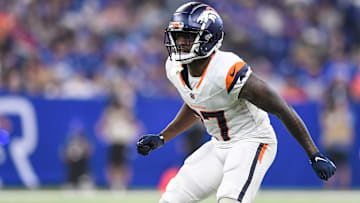 INDIANAPOLIS, IN - AUGUST 11: Denver Broncos Cornerback Damarri Mathis (27) defends during the NFL, American Football Herren, USA Preseason game between the Denver Broncos and the Indianapolis Colts on August 11, 2024, at Lucas Oil Stadium in Indianapolis, Indiana. 