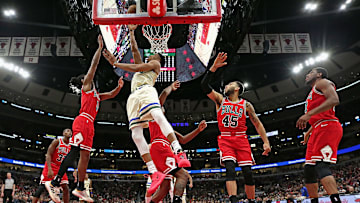 Bulls y Bucks se enfrentan este viernes