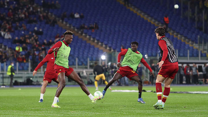 Riscaldamento giallorosso Riscaldamento giallorosso