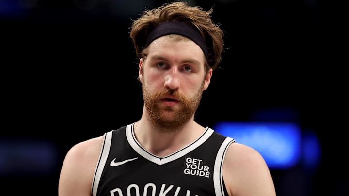 Former Brooklyn Nets forward Drew Timme has signed a two-way contract with the Lakers.