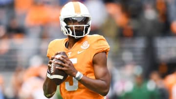 Tennessee quarterback Hendon Hooker (5) looks for an open receiver during the NCAA college football