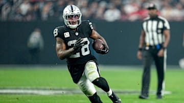 Kansas City Chiefs v Las Vegas Raiders