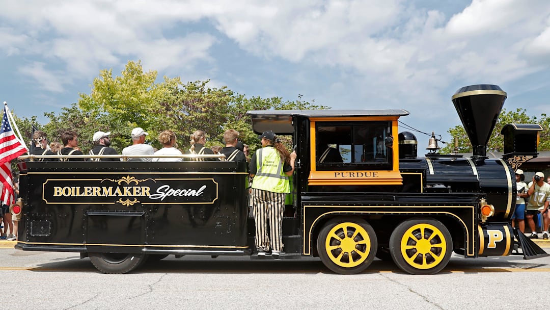 The Boilermaker Special leads the Purdue Boilermakers to the stadium before the NCAA football game against the Indiana State Sycamores, Saturday, Sept. 10, 2022, at Ross-Ade Stadium in West Lafayette, Ind.
Purdueisufb091022 Am06620 The Boilermaker Special leads the Purdue Boilermakers to the stadium before the NCAA football game against the Indiana State Sycamores, Saturday, Sept. 10, 2022, at Ross-Ade Stadium in West Lafayette, Ind.
Purdueisufb091022 Am06620