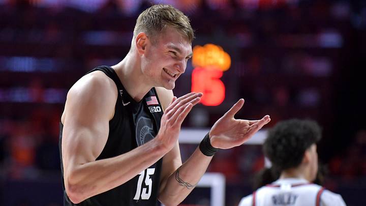 Feb 15, 2025; Champaign, Illinois, USA;  Michigan State Spartans center Carson Cooper (15) reacts after a win over the Illinois Fighting Illini at State Farm Center. Mandatory Credit: Ron Johnson-Imagn Images