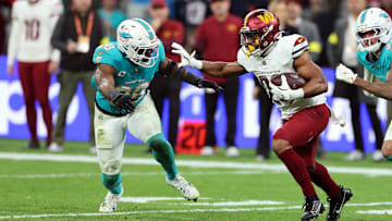 Miami Dolphins linebacker Jordyn Brooks