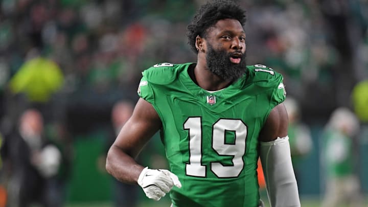 Nov 3, 2024; Philadelphia, Pennsylvania, USA; Philadelphia Eagles linebacker Josh Sweat (19) against the Jacksonville Jaguars at Lincoln Financial Field. Mandatory Credit: Eric Hartline-Imagn Images