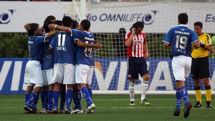 Argentinian Velez Sarsfield's players ce