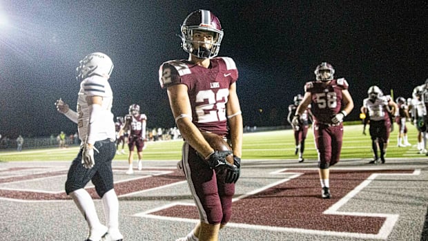 Sam Sparacio had 10 catches for 155 yards in a win over Port Charlotte in Week 5.