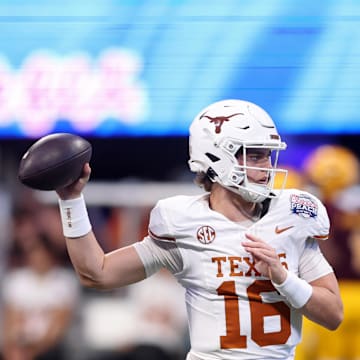 Arch Manning will look to lead Texas to its first title in 20 years.