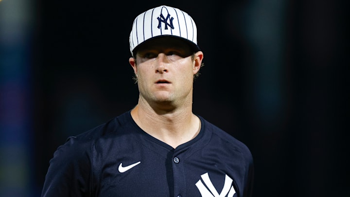 Toronto Blue Jays v New York Yankees