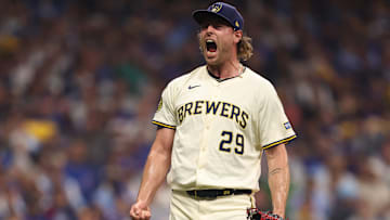 Division Series - Chicago Cubs v Milwaukee Brewers - Game Five