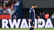 Van Basten ne comprend pas l'attitude de Messi.