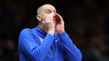 Kentucky v Tennessee