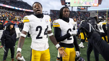 Pittsburgh Steelers cornerback Joey Porter Jr. (24) and cornerback Darius Rush (21)