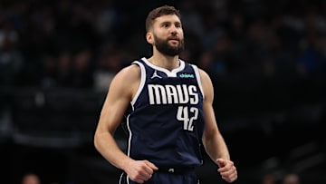 Denver Nuggets v Dallas Mavericks