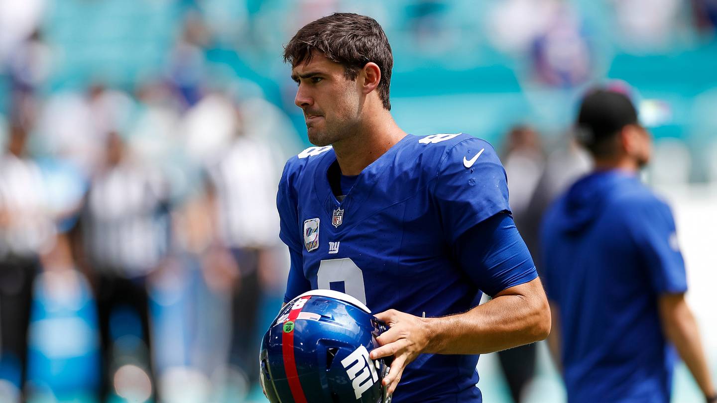 NFL insider hints John Mara could get in the way of the Giants new QB dream - Vimarsana News