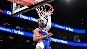 Detroit Pistons v Phoenix Suns