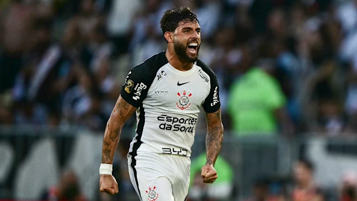 Yuri Alberto deve fazer o primeiro jogo como titular na temporada