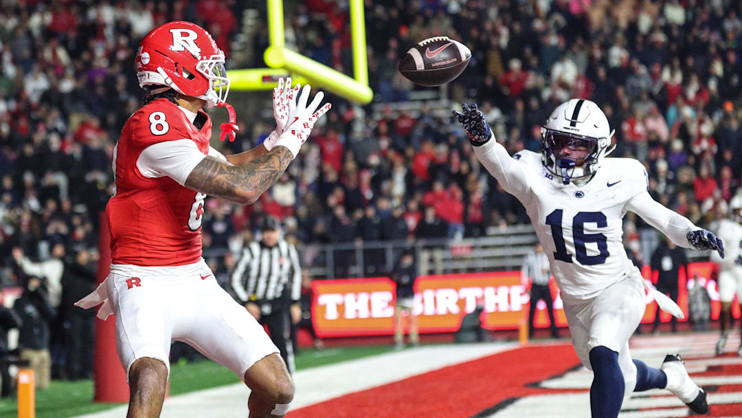 Nov 29, 2025; Piscataway, New Jersey, USA; Rutgers Scarlet Knights wide receiver KJ Duff (8) catches a two point conversion in front of Penn State Nittany Lions safety King Mack (16) during the second half at SHI Stadium. Mandatory Credit: Vincent Carchietta-Imagn Images