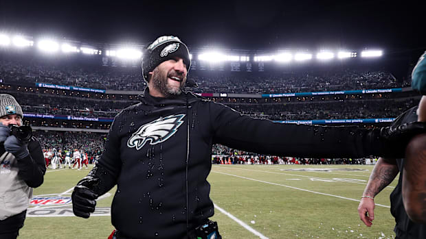 nick-sirianni-eagles-playoffs-celebrating