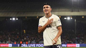 Carlos Alcaraz causou impacto imediato no Everton