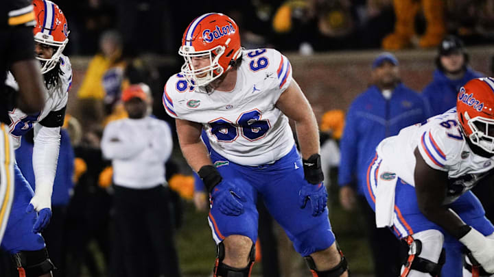Florida Gators center Jake Slaughter (66) at the line of scrimmage against the Missouri Tigers.