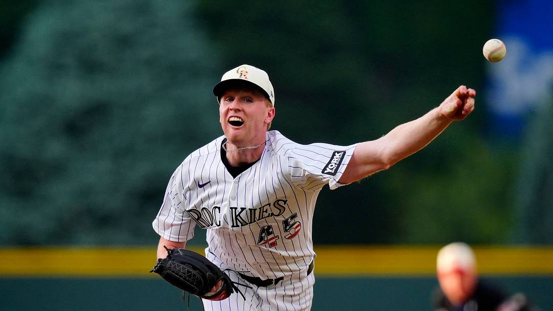 Colorado Rockies starting pitcher Sean Sullivan. Credit: Ron Chenoy-Imagn Images Colorado Rockies starting pitcher Sean Sullivan. Credit: Ron Chenoy-Imagn Images