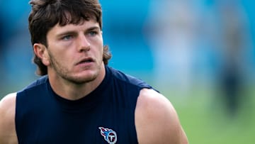 Tennessee Titans linebacker Jack Gibbens (50) runs through warmups before their game against the Indianapolis Colts at Nissan Stadium in Nashville, Tenn., Wednesday, Jan. 2, 2019.