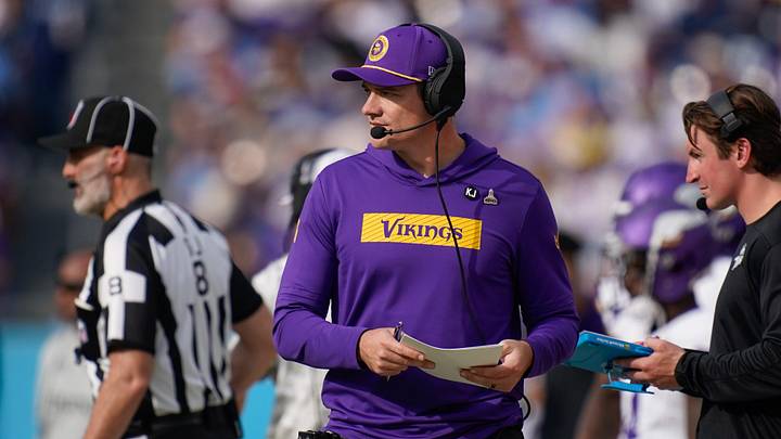 Minnesota Vikings head coach Kevin O'Connell surveys the field during the second quarter against the Tennessee Titans at Nissan Stadium in Nashville, Tenn., Sunday, Nov. 17, 2024.