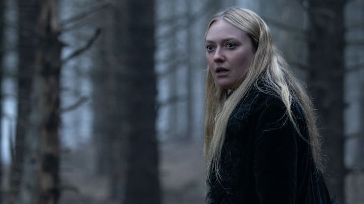 DAKOTA FANNING in THE WATCHERS