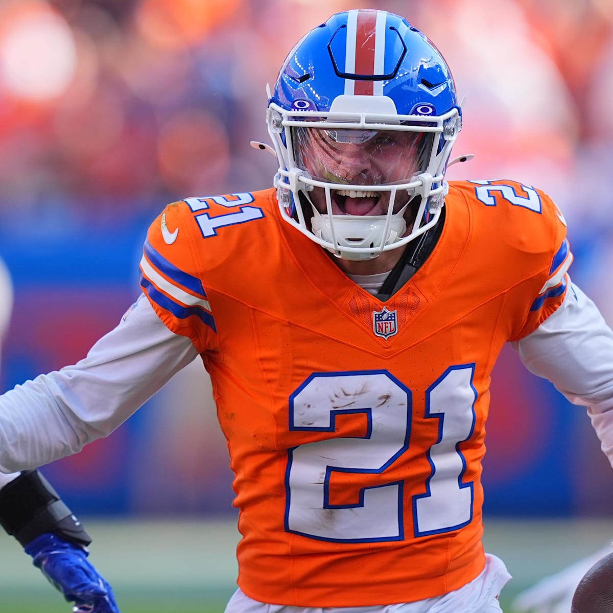 Broncos HC Sean Payton Heaps Praise on CB Riley Moss After Minicamp Practice