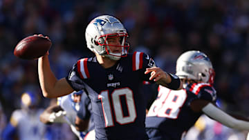 Los Angeles Rams v New England Patriots
