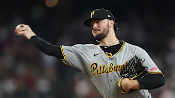 Pittsburgh Pirates v Arizona Diamondbacks