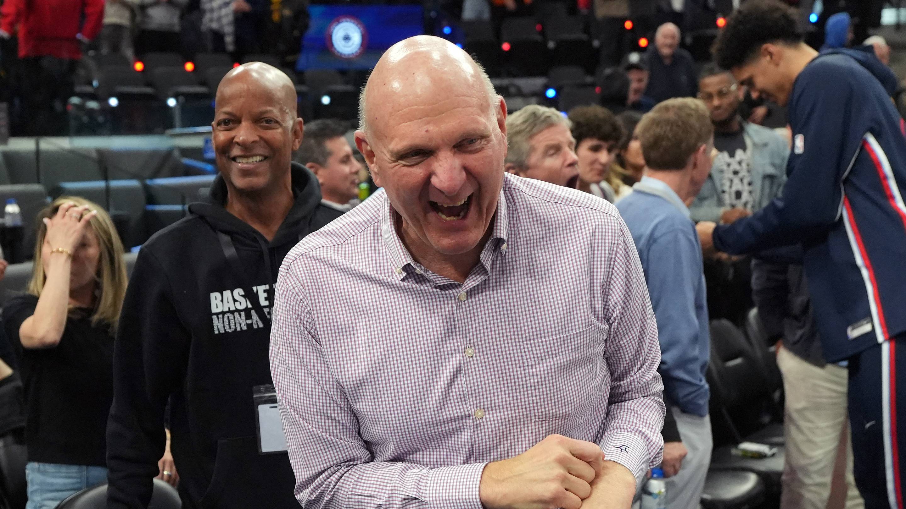 Steve Ballmer Owes Clippers Fans an Apology