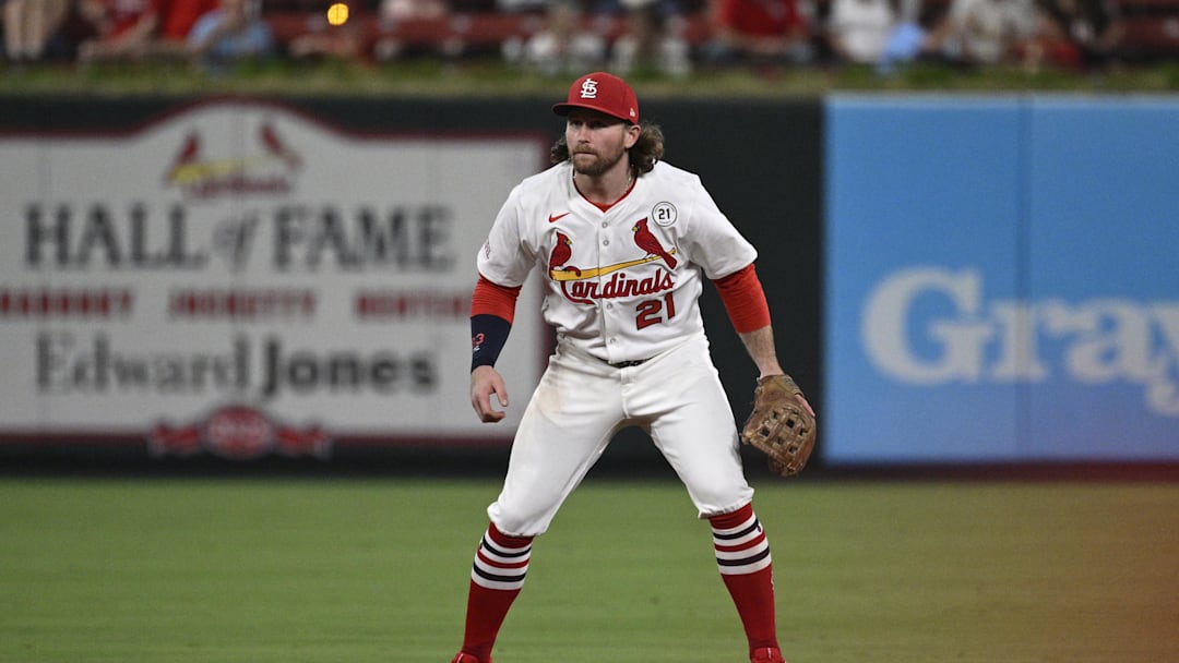 Sep 15, 2025; St. Louis, Missouri, USA; St. Louis Cardinals second baseman Brendan Donovan (21) take his position against the Cincinnati Reds in the sixth inning at Busch Stadium. Mandatory Credit: Joe Puetz-Imagn Images