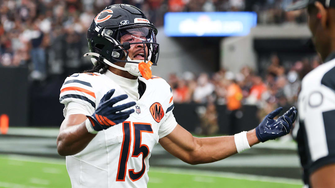 Sep 28, 2025; Paradise, Nevada, USA; Chicago Bears wide receiver Rome Odunze (15) celebrates a successful two-point conversion against the Las Vegas Raiders at Allegiant Stadium Sep 28, 2025; Paradise, Nevada, USA; Chicago Bears wide receiver Rome Odunze (15) celebrates a successful two-point conversion against the Las Vegas Raiders at Allegiant Stadium