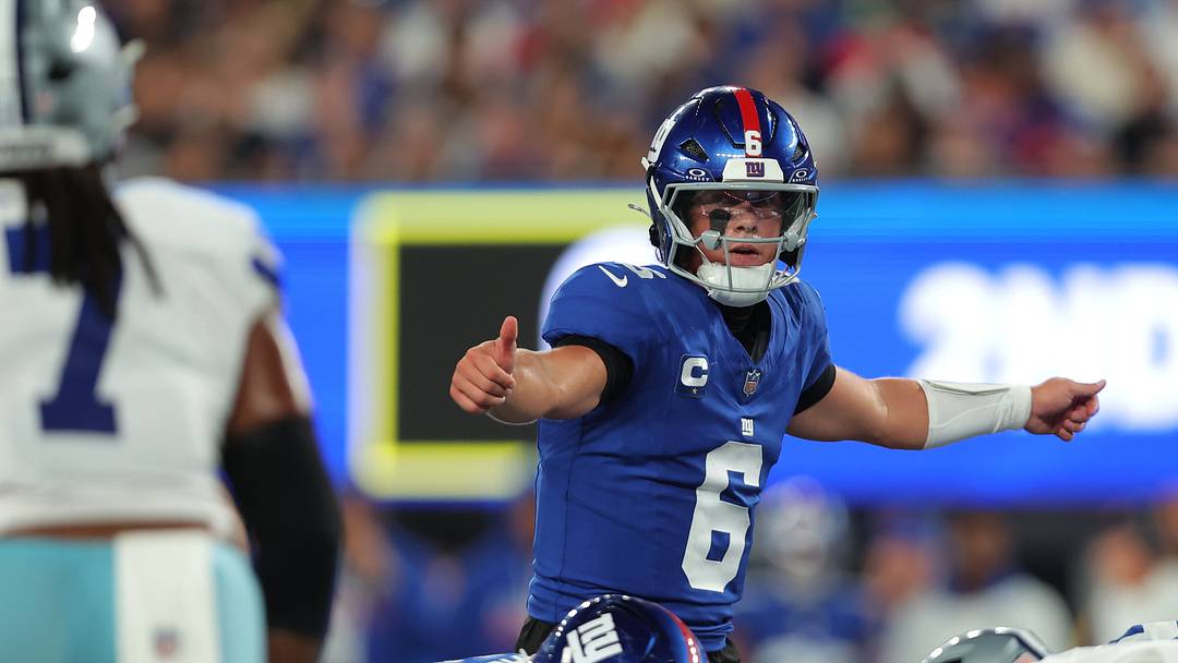 New York Giants quarterback Jaxson Dart New York Giants quarterback Jaxson Dart
