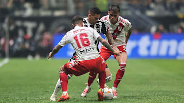 O Atlético exerceu o mando de campo e venceu em BH por 3 a 0.