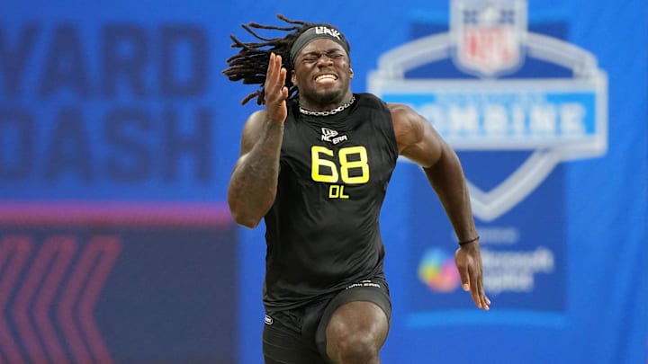 Texas A&M defensive lineman Shemar Stewart participates in drills during the NFL Combine at Lucas Oil Stadium. Texas A&M defensive lineman Shemar Stewart participates in drills during the NFL Combine at Lucas Oil Stadium.