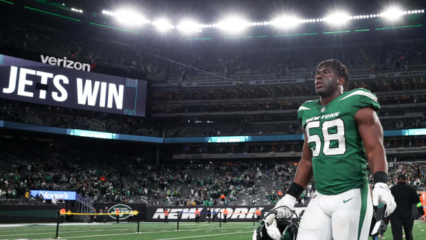 New York Jets defensive end Carl Lawson