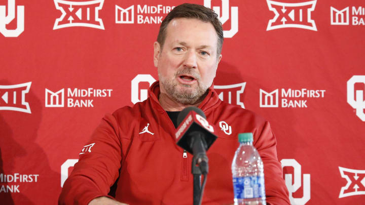 Nov 29, 2021; Norman, OK, USA; Oklahoma Sooners interim head football coach Bob Stoops answer