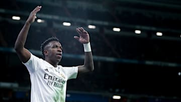 Informasi pertandingan Real Madrid vs Valencia mulai dari live streaming, prediksi line up pemain, jadwal kickoff bisa Anda dapatkan di sini