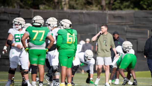 Oregon head coach Dan Lanning leads practice with the Oregon Ducks Tuesday, April 16, 2024 at the Hatfield-Dowlin Complex in 