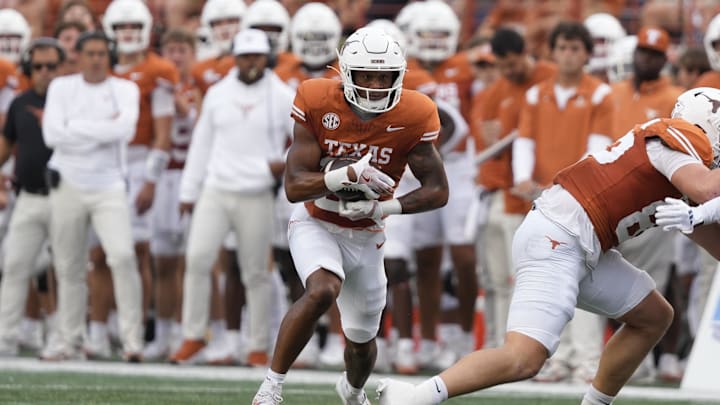 Sep 14, 2024; Austin, Texas, USA; Texas Longhorns wide reciever Ryan Niblett runs for yards during the first half of the game against the Texas-San Antonio Roadrunners at Texas at Darrell K Royal-Texas Memorial Stadium. Mandatory Credit: Scott Wachter-Imagn Images Sep 14, 2024; Austin, Texas, USA; Texas Longhorns wide reciever Ryan Niblett runs for yards during the first half of the game against the Texas-San Antonio Roadrunners at Texas at Darrell K Royal-Texas Memorial Stadium. Mandatory Credit: Scott Wachter-Imagn Images