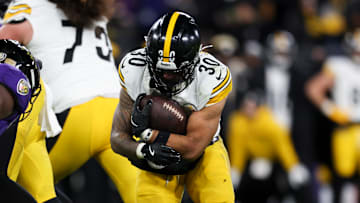 Pittsburgh Steelers v Baltimore Ravens