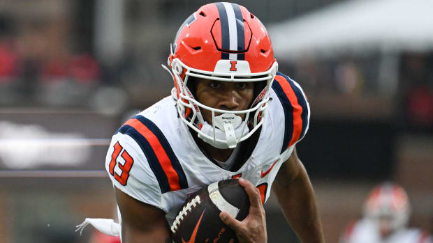 Illinois Fighting Illini joins the Big Ten football power rankings in 2024.