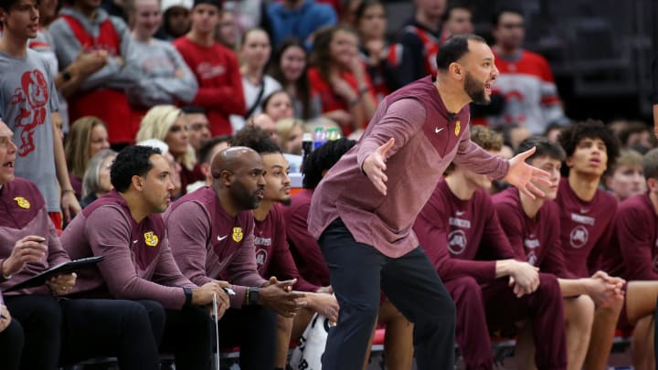 Jan 12, 2023; Columbus, Ohio, USA;  Minnesota Golden Gophers head coach Ben Johnson coaches during the first half against the Ohio State Buckeyes at Value City Arena. Mandatory Credit: Joseph Maiorana-USA TODAY Sports