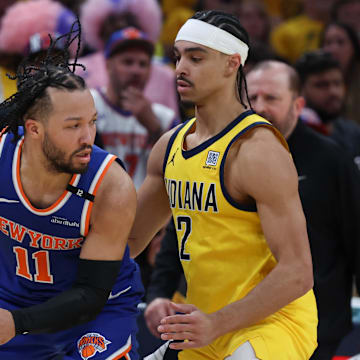 Indiana Pacers guard Andrew Nembhard defends against New York Knicks guard Jalen Brunson. Mandatory Credit: Trevor Ruszkowski-Imagn Images