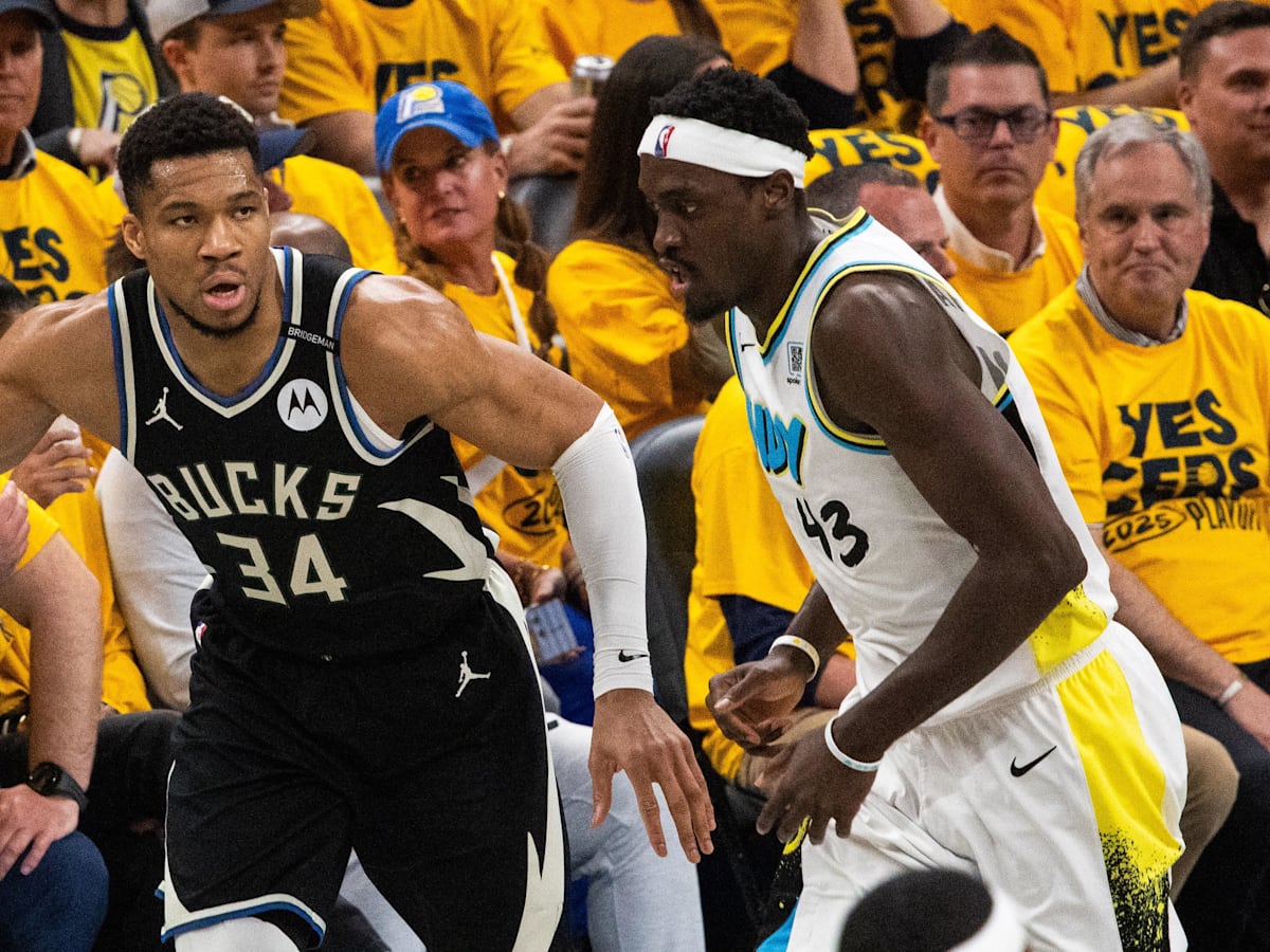 NBA メンズ スタジャン バーシティジャケット ニックス